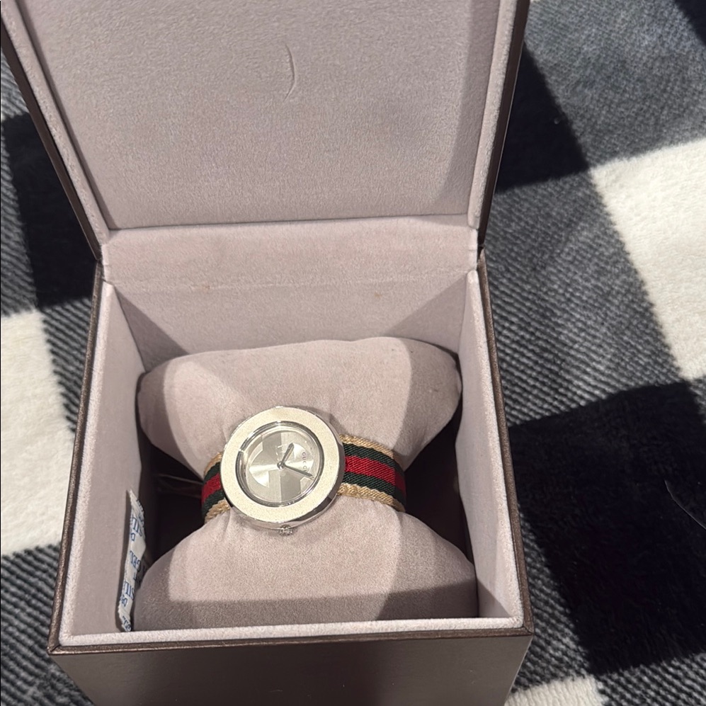Authentic Gucci Watch With Brown Box With Gold Logo Authentic Gucci Watch With Brown Box With Gold Logo